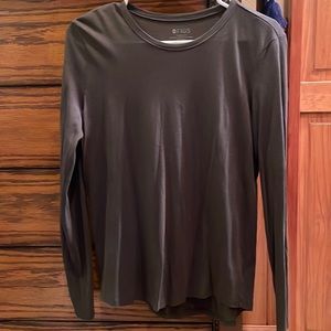 Figs gray undershirt size medium